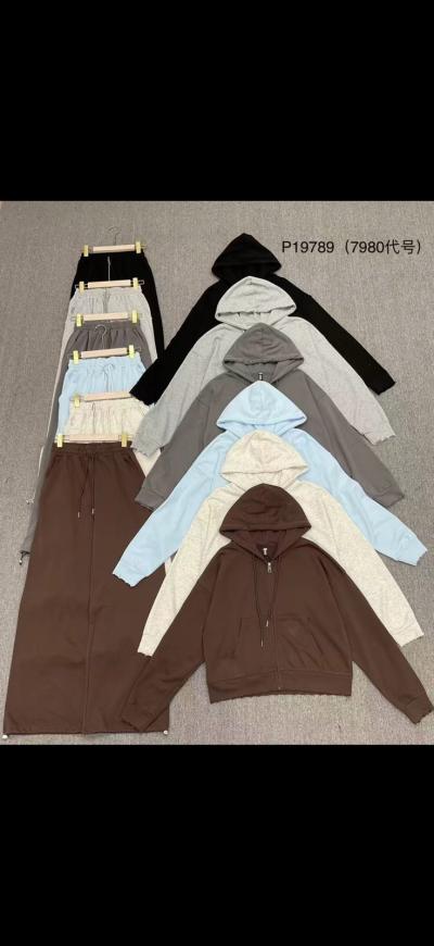 Костюм женский виробник: китай  сезон:весна норма розміри: M-L-XL (3шт) модель:331819789