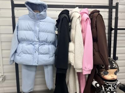 Костюм тройка женский на плюшевой подкладке китай 8036